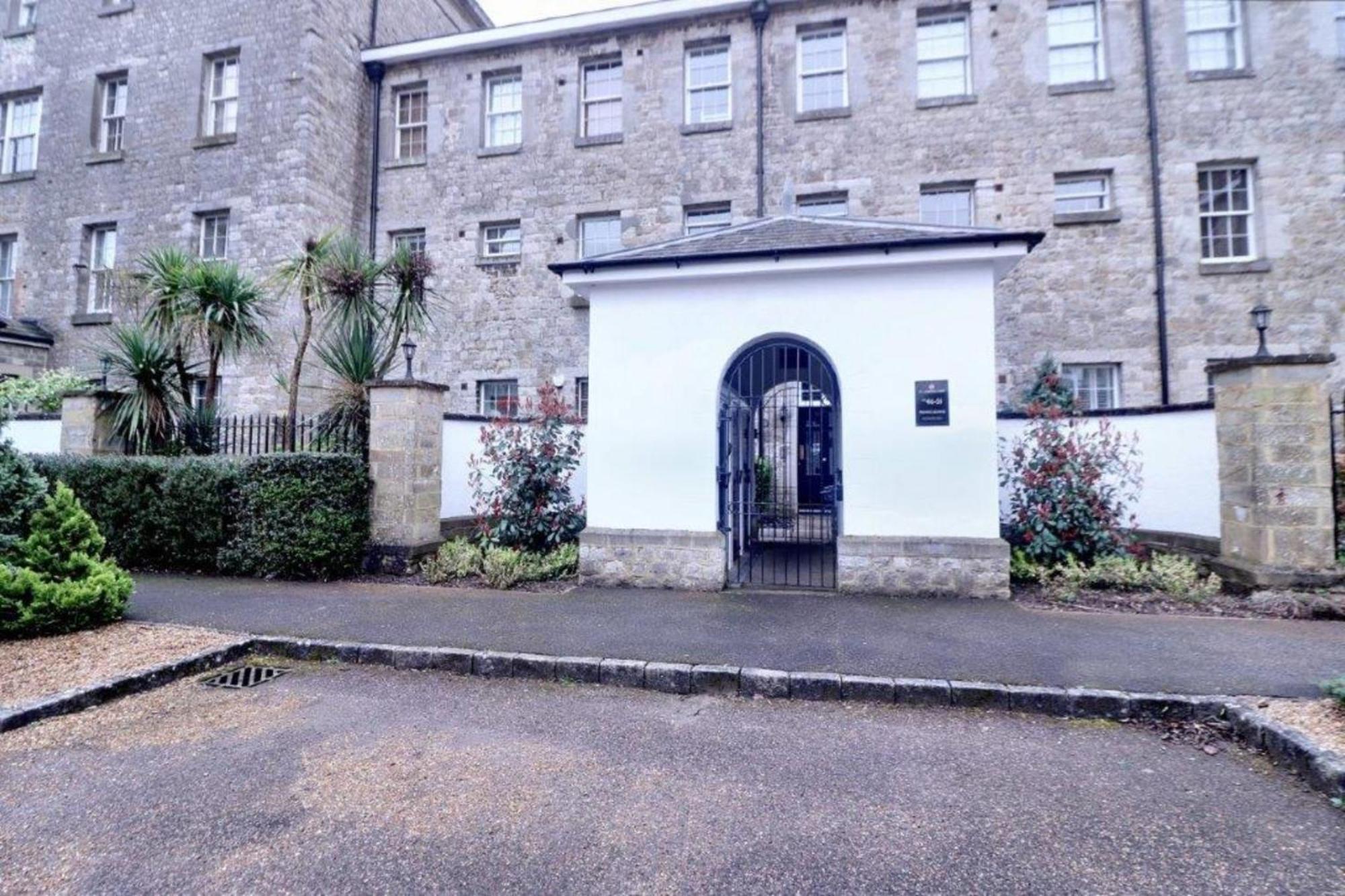 St Andrews Apartments Maidstone Exterior foto