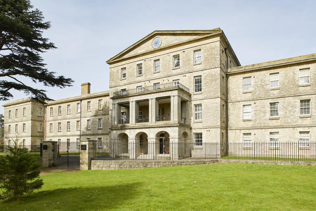 St Andrews Apartments Maidstone Exterior foto